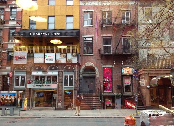 main-qimg-920372f21188088a7656d69163d07d5d-c