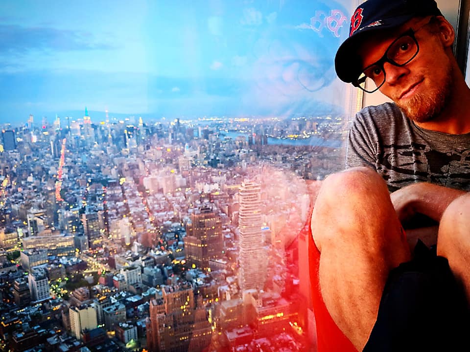 40524670_10156615600783134_8371101356819218432_n